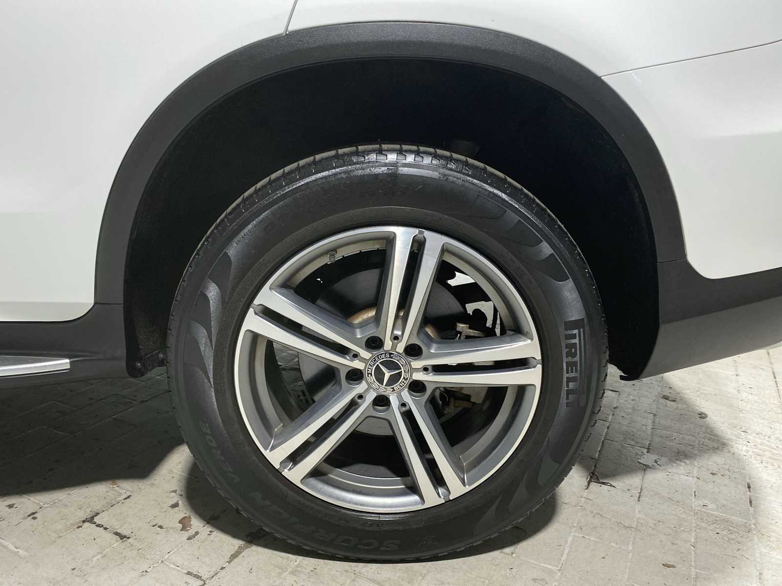 Used 2020 Mercedes-Benz GLC 300 4MATIC image 8