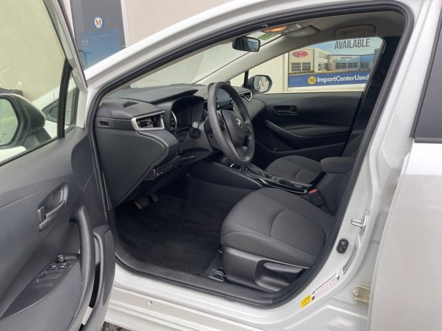 Used 2022 Toyota Corolla LE image 8