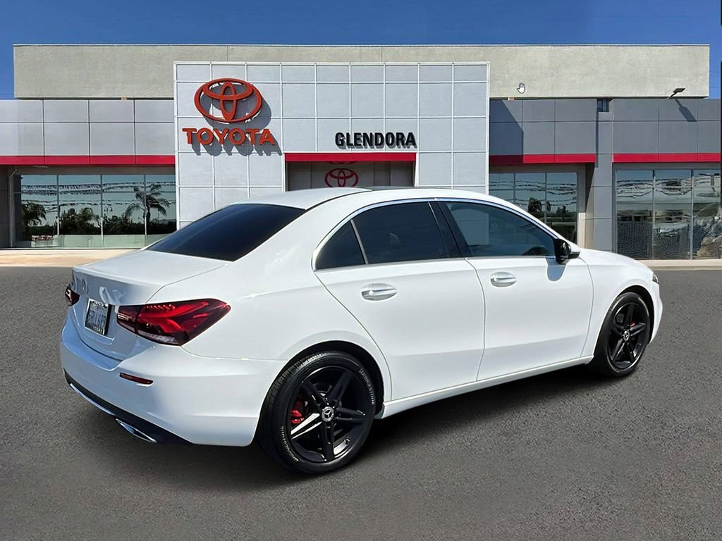 Used 2022 Mercedes-Benz A 220 image 3