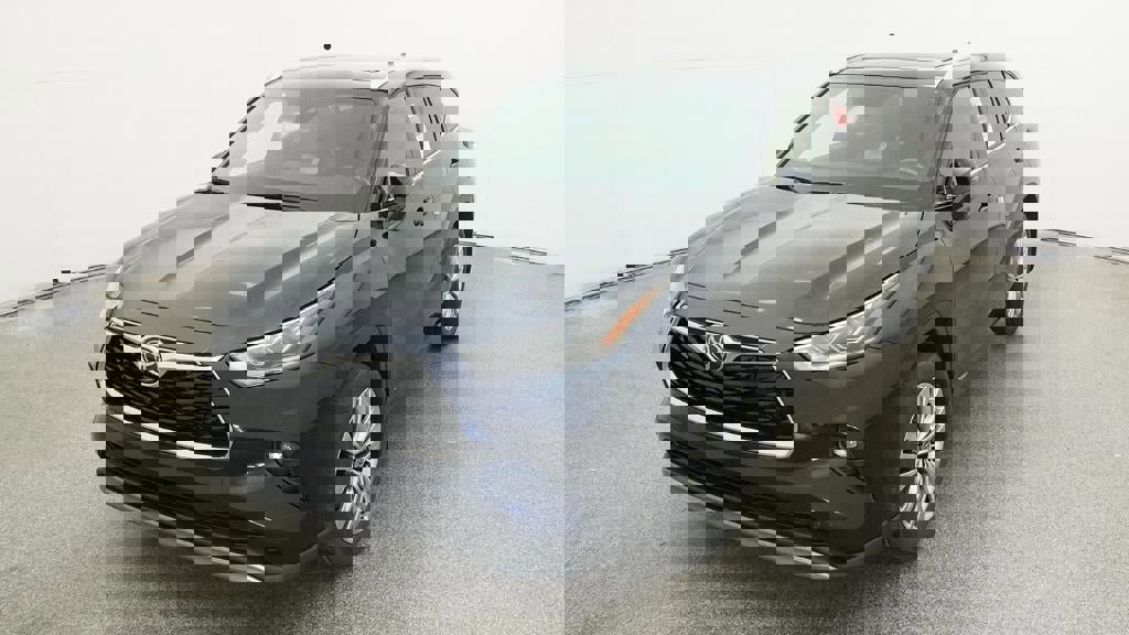 New 2026 Toyota Highlander Platinum image 16