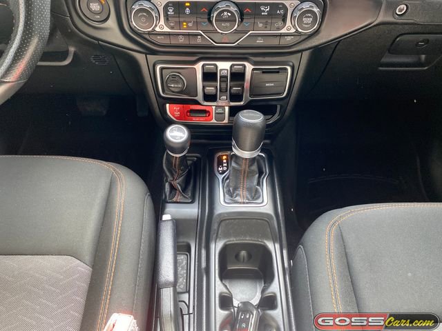 Used 2022 Jeep Gladiator Mojave w/ Cold Weather Group image 13