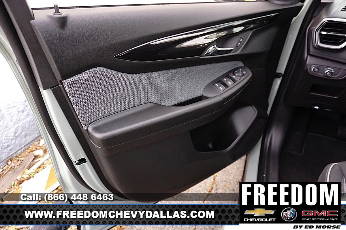 New 2026 Chevrolet TrailBlazer LS w/ LS Convenience Package FWD image 36