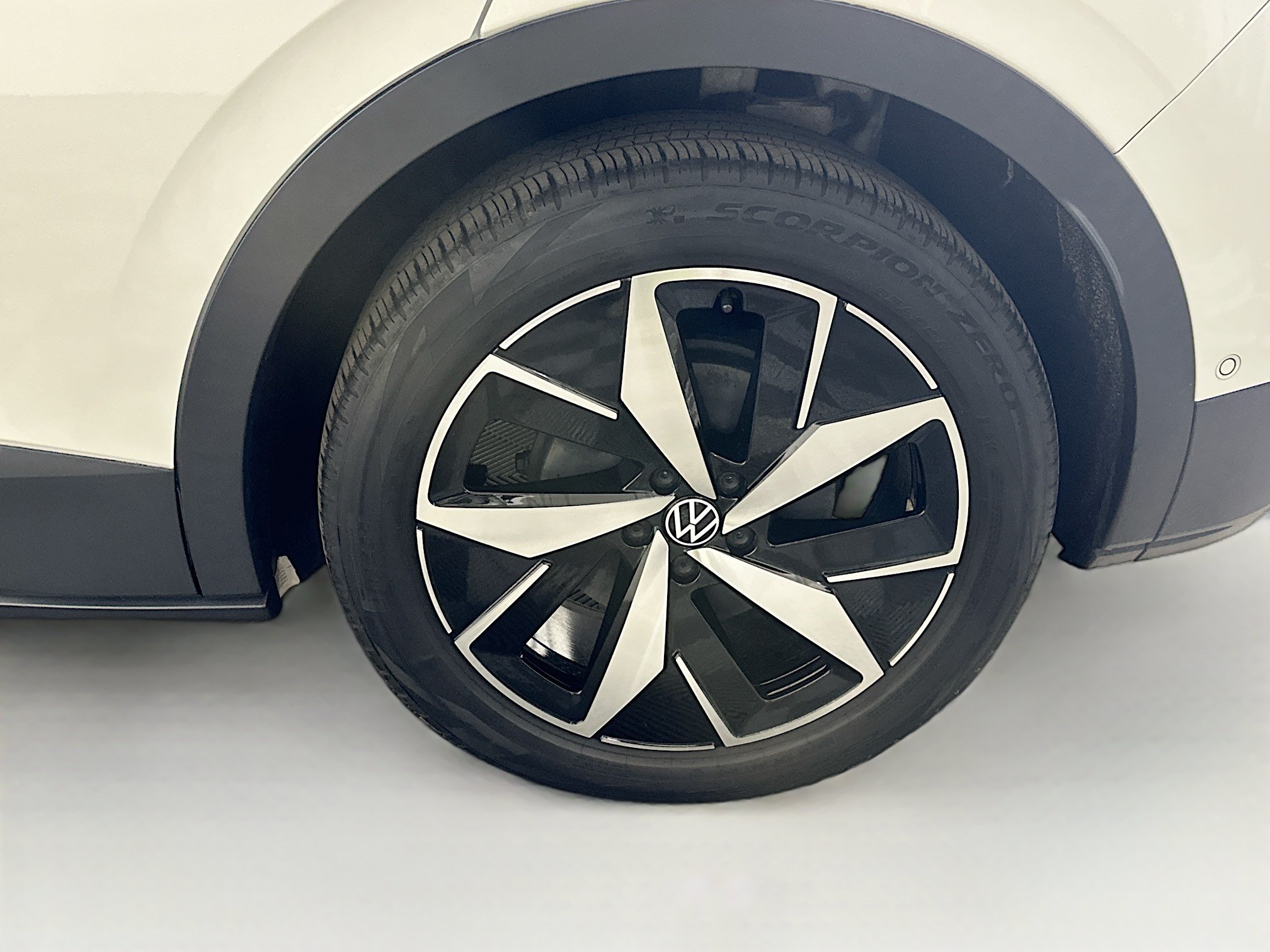 Used 2023 Volkswagen ID.4 S RWD image 11