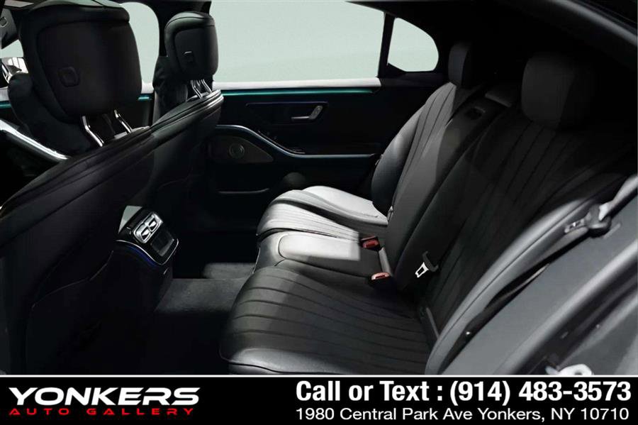 Used 2023 Mercedes-Benz S 500 4MATIC w/ AMG Line image 17
