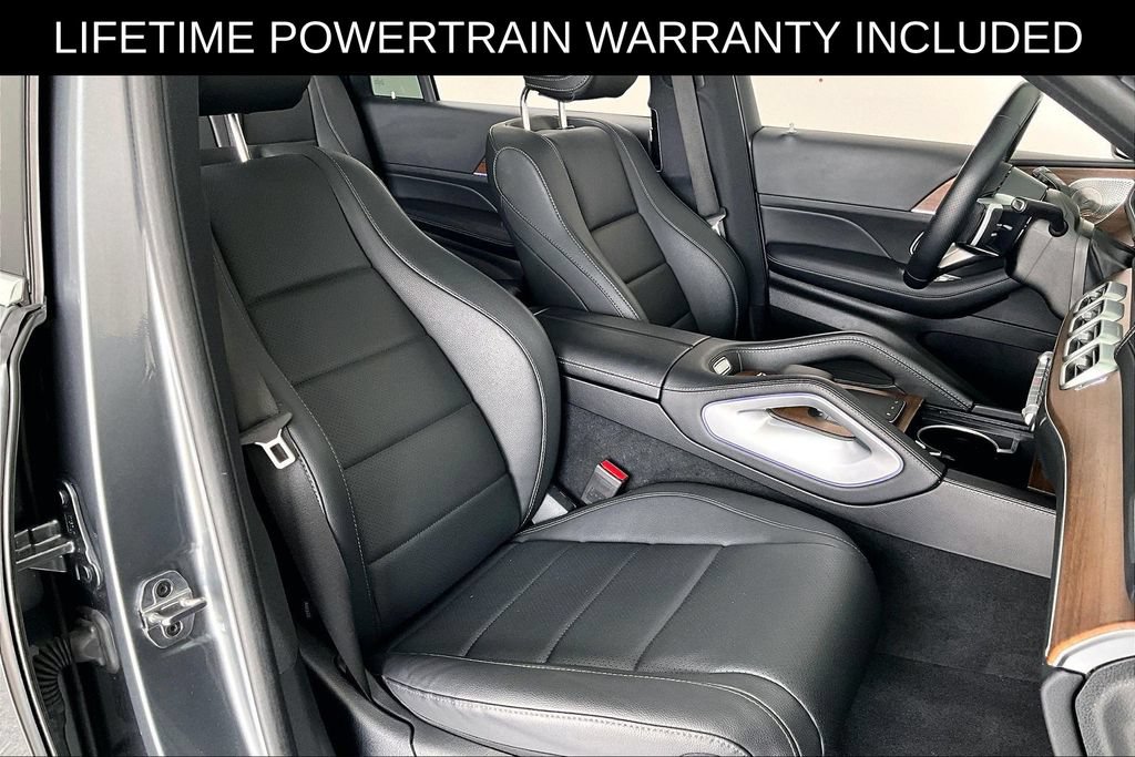Used 2025 Mercedes-Benz GLS 450 4MATIC w/ AMG Line Exterior image 9