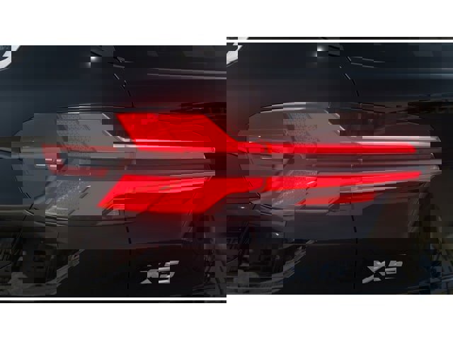 New 2026 BMW X5 xDrive40i w/ Premium Package image 8