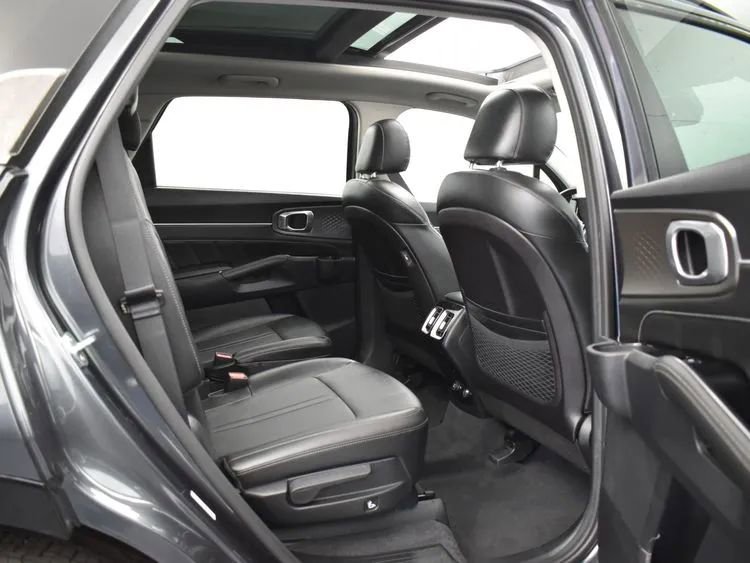 Used 2022 Kia Sorento SX AWD/4WD image 18