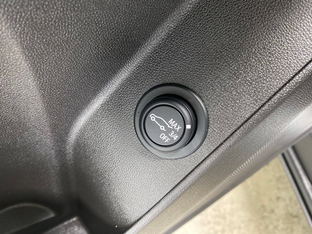 Used 2024 Chevrolet Equinox LT AWD/4WD image 37
