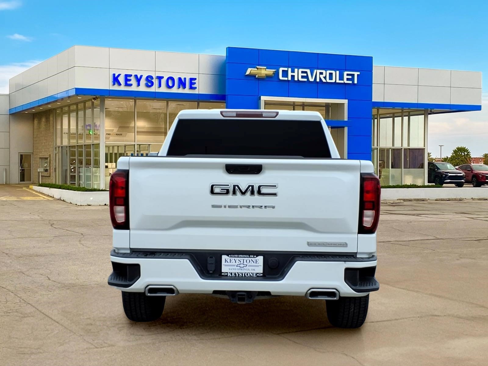 Used 2023 GMC Sierra 1500 Elevation w/ LPO, Elevation Black Package AWD/4WD image 6