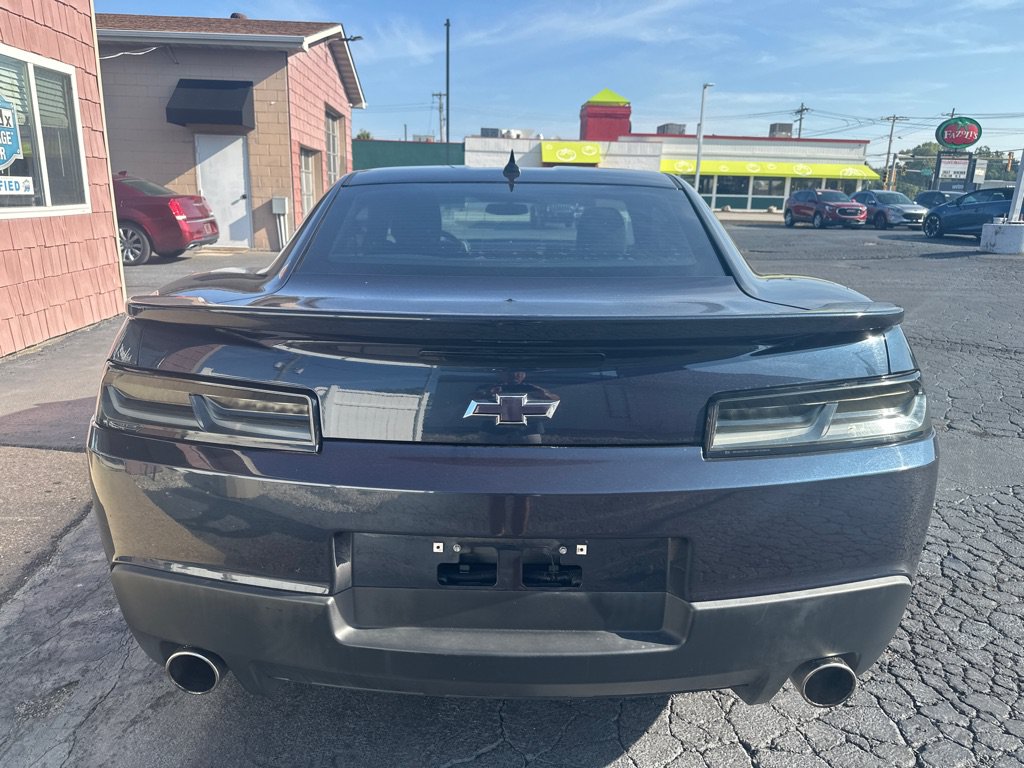 Used 2014 Chevrolet Camaro LS RWD image 4