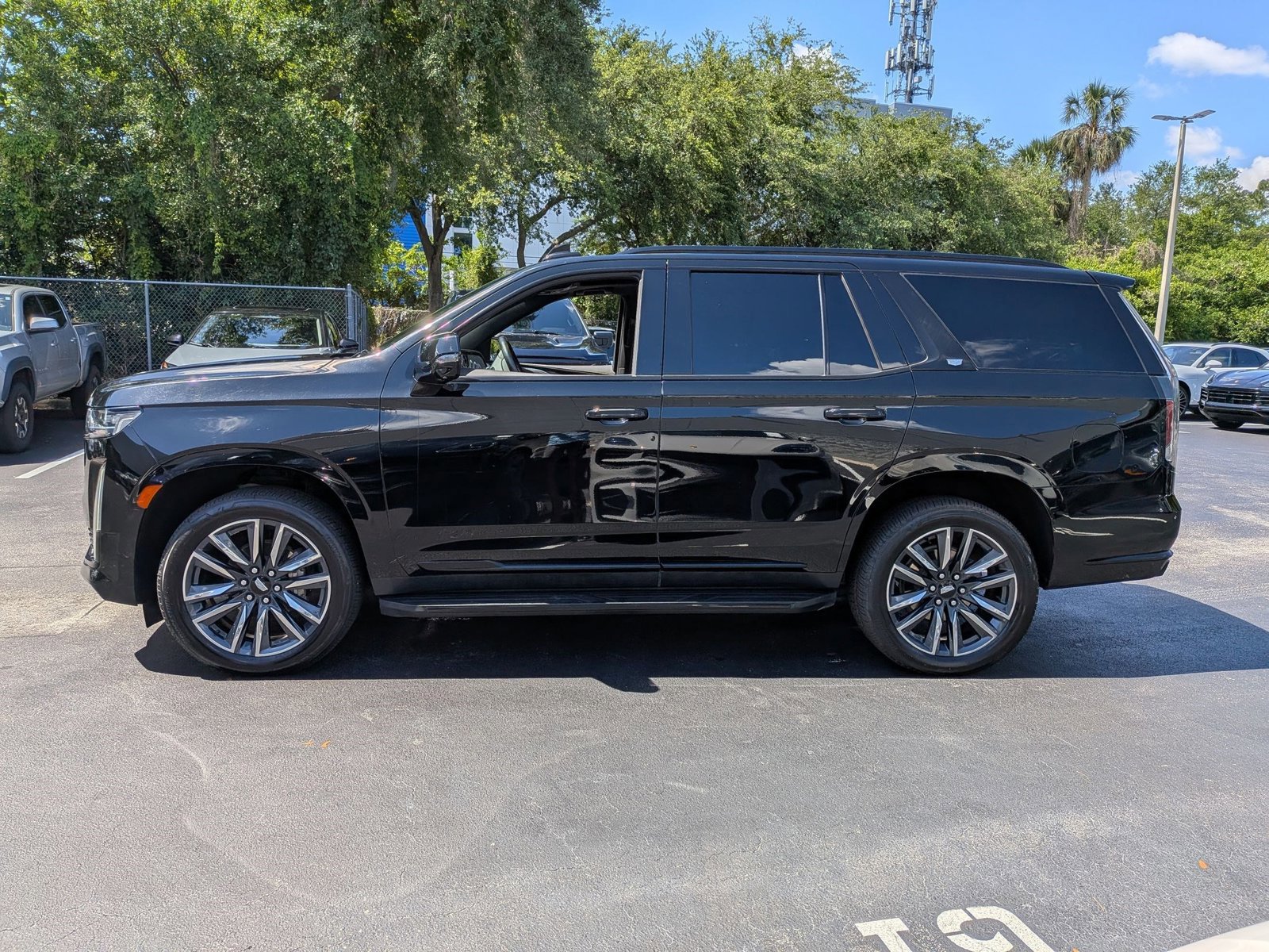 Used 2024 Cadillac Escalade Sport RWD video 2