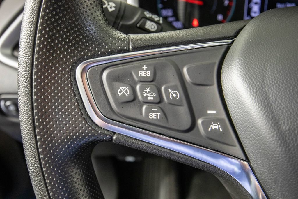 Used 2023 Chevrolet Malibu LT image 20