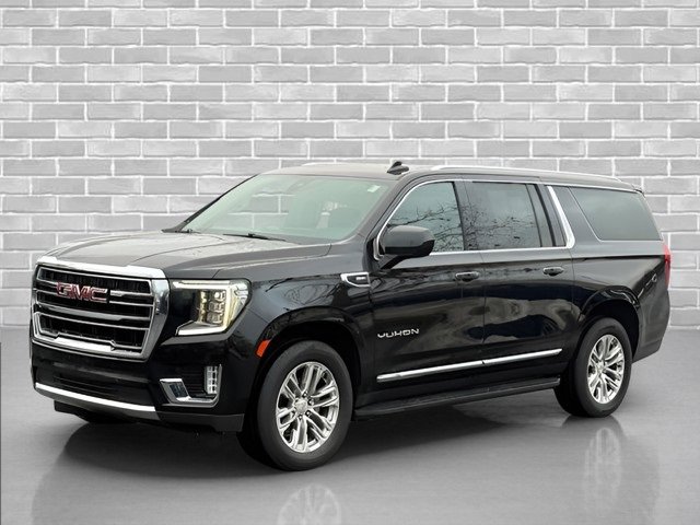 Used 2021 GMC Yukon XL SLT image 3