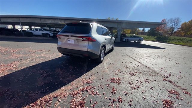 New 2026 Toyota Grand Highlander XLE image 7