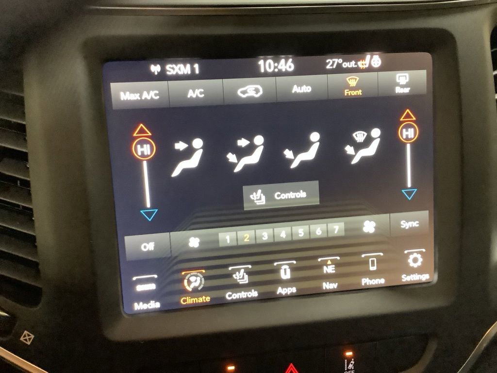 Used 2023 Jeep Cherokee Altitude Lux image 33