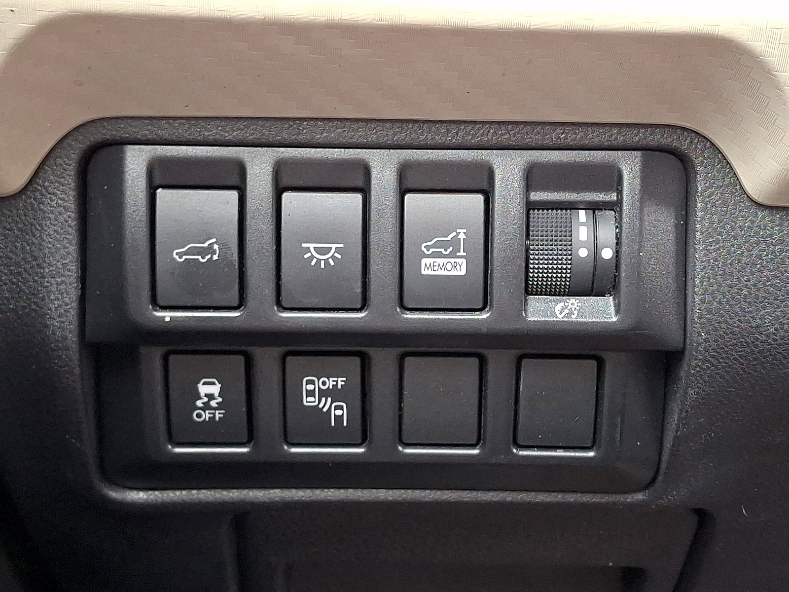 Used 2021 Subaru Ascent Premium w/ Sport Package image 29