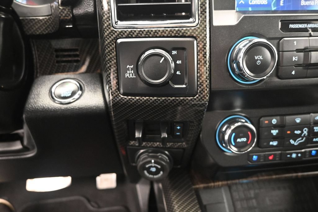 Used 2021 Ford F250 Lariat w/ Lariat Ultimate Package AWD/4WD image 18