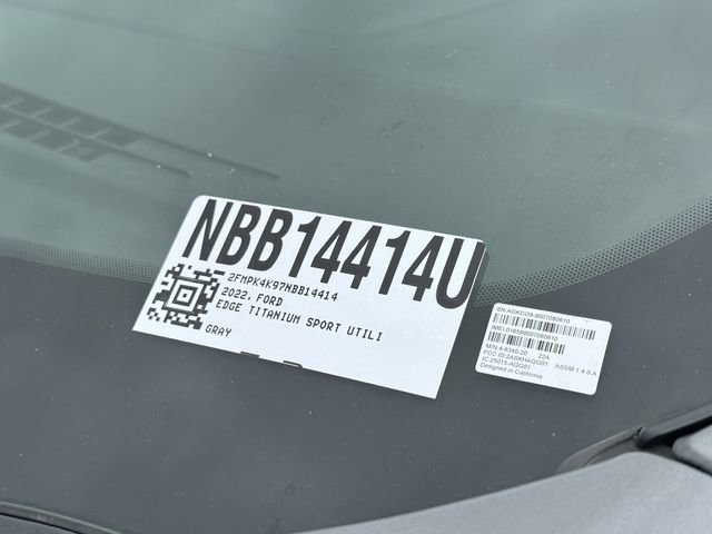 Used 2022 Ford Edge Titanium w/ Class II Trailer Tow Package AWD/4WD image 35