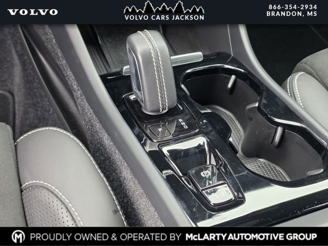 Used 2021 Volvo XC40 T5 R-Design AWD/4WD image 24