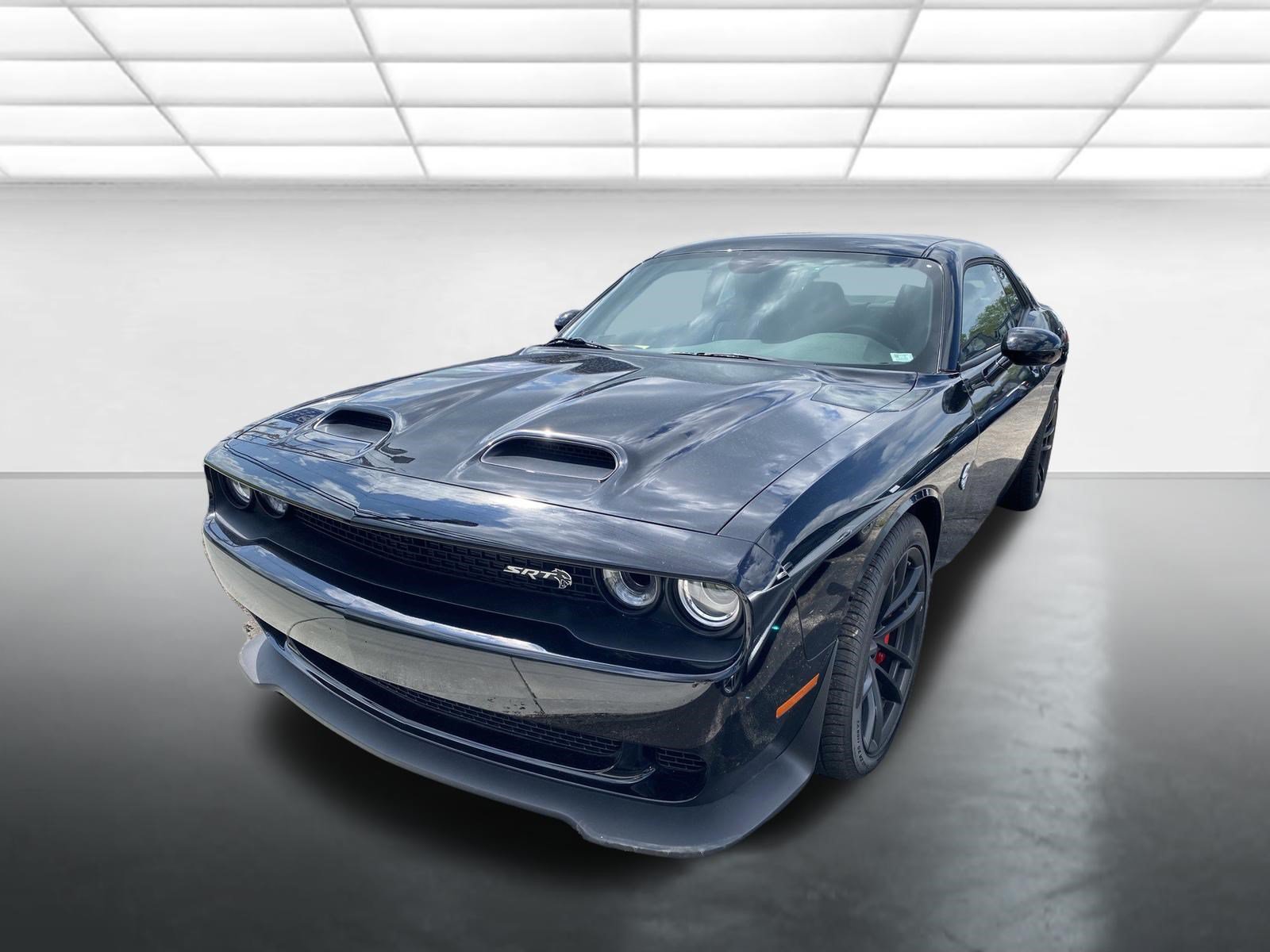 Used 2023 Dodge Challenger SRT Hellcat RWD image 3