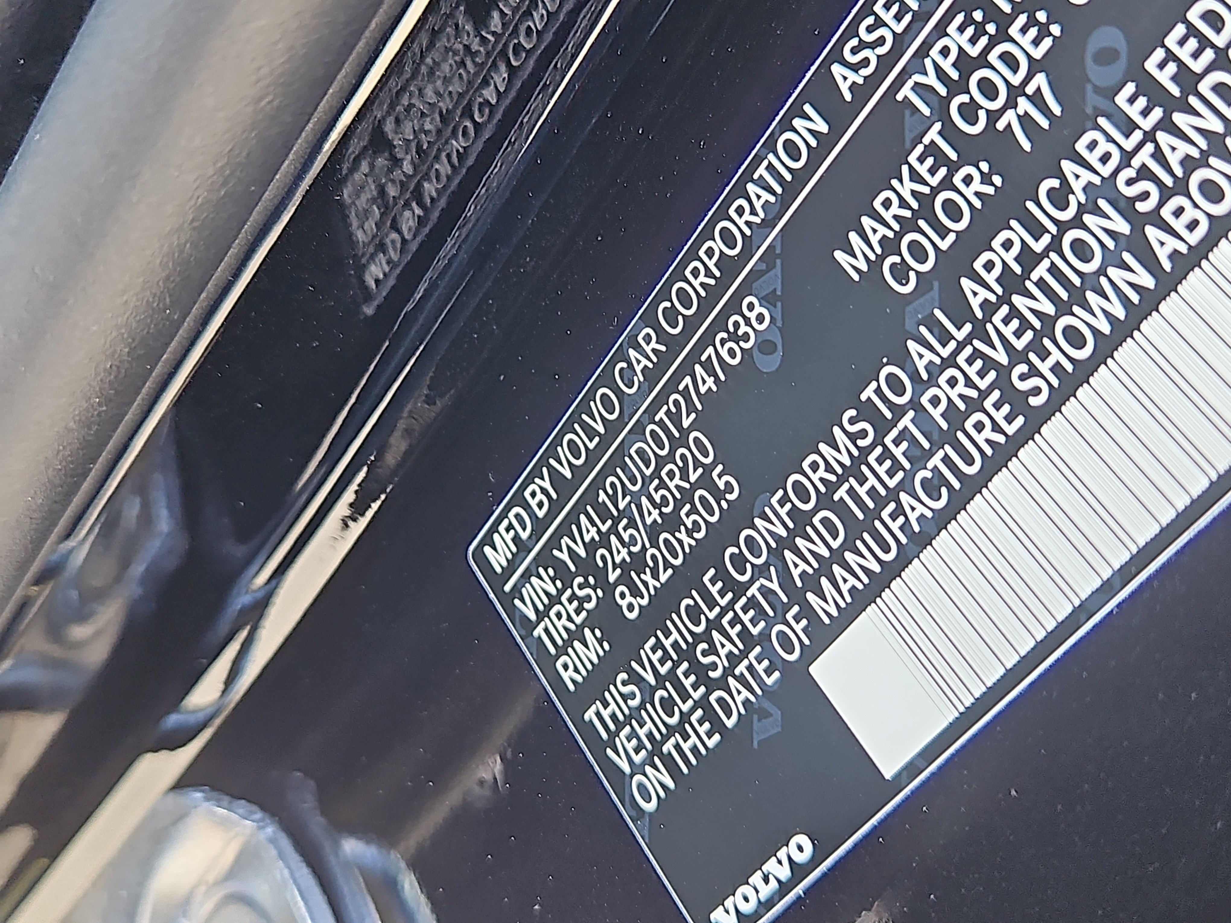 New 2026 Volvo XC40 B5 Ultra w/ Protection Package Premier AWD/4WD image 5