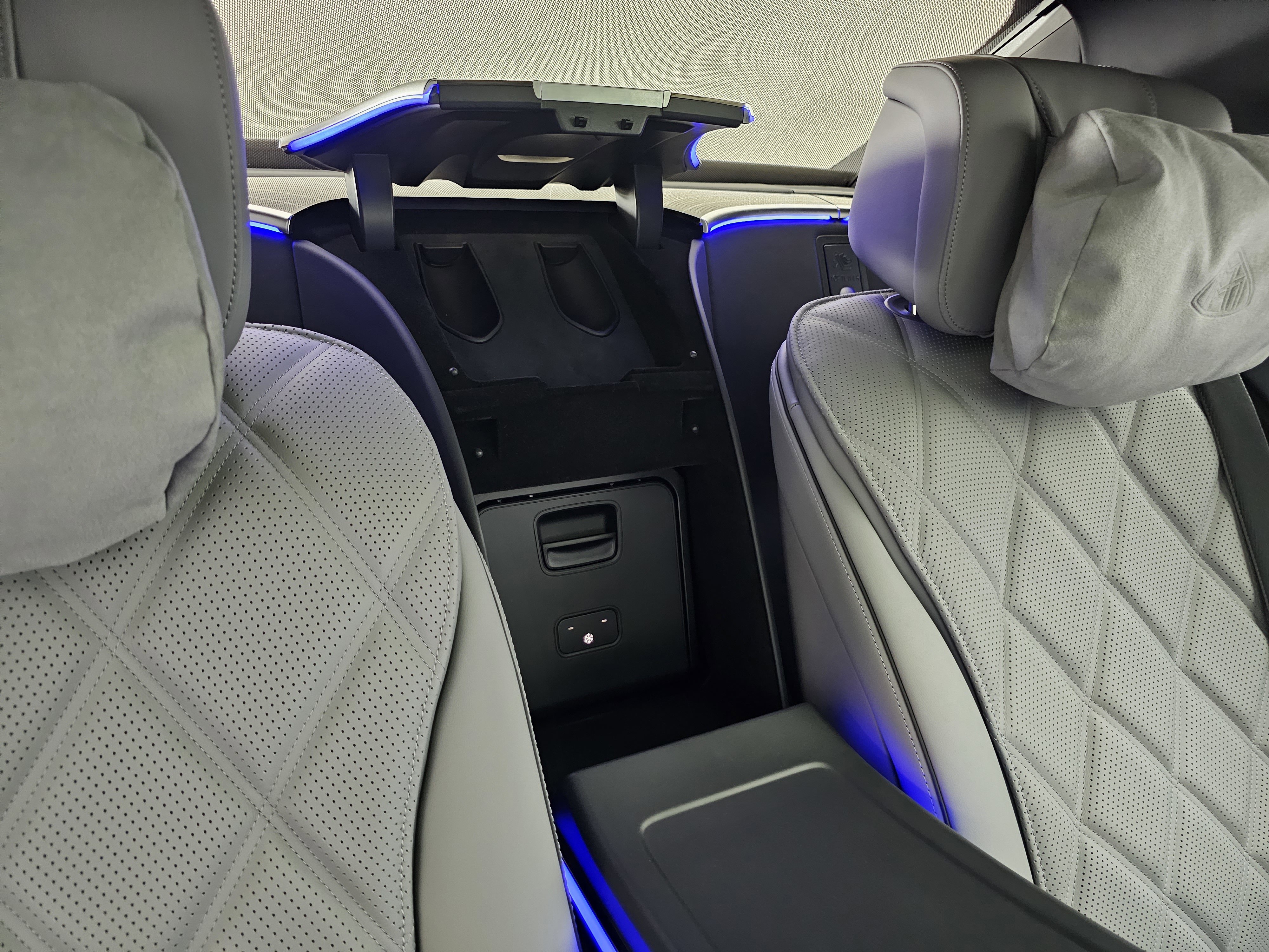 New 2026 Mercedes-Benz Maybach S 680 4MATIC image 35