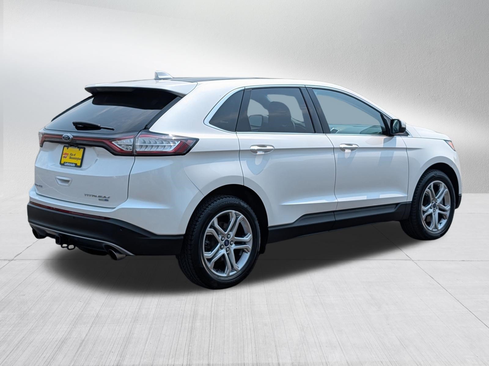 Used 2016 Ford Edge Titanium w/ Equipment Group 301A AWD/4WD image 7