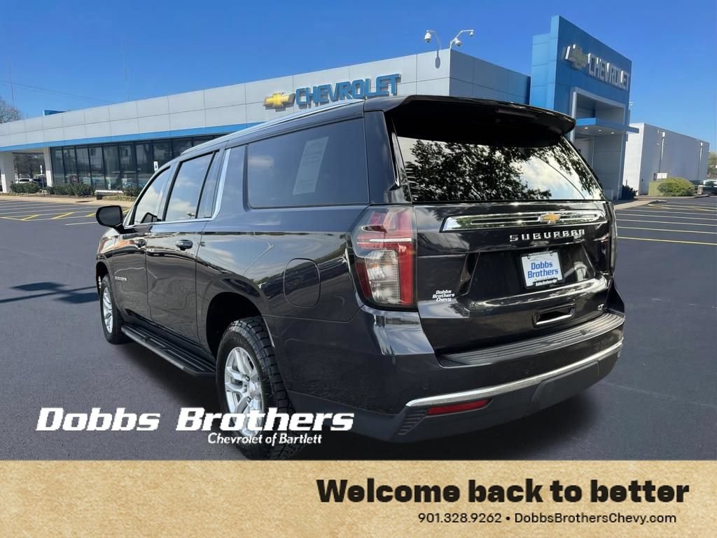 Used 2023 Chevrolet Suburban LT RWD image 6