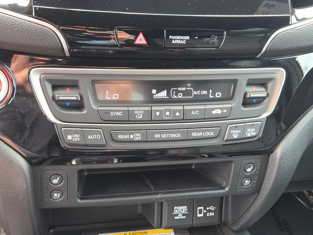 Certified 2022 Honda Passport Elite image 37