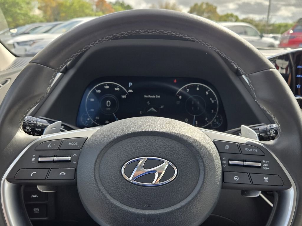 Used 2023 Hyundai Sonata Limited image 23