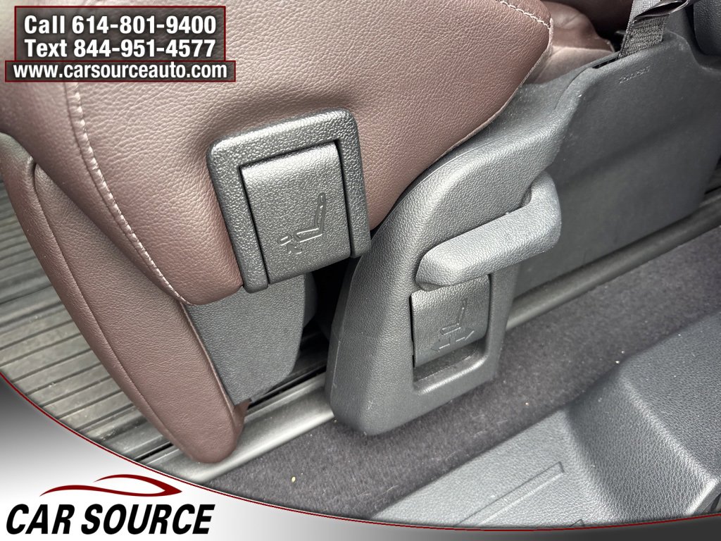 Used 2022 Toyota Sienna Platinum image 26