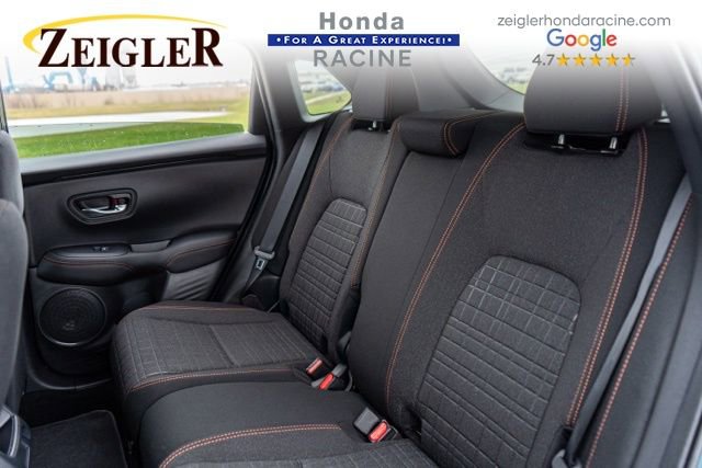 Used 2025 Honda HR-V Sport image 15