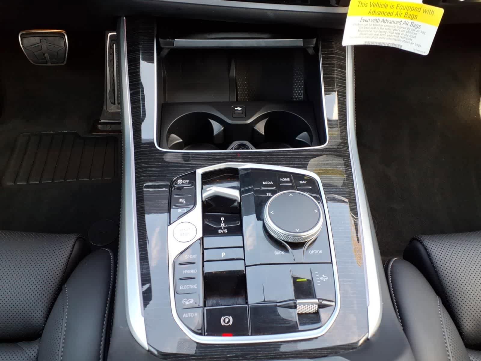 Used 2025 BMW X5 xDrive50e w/ M Sport Package image 23