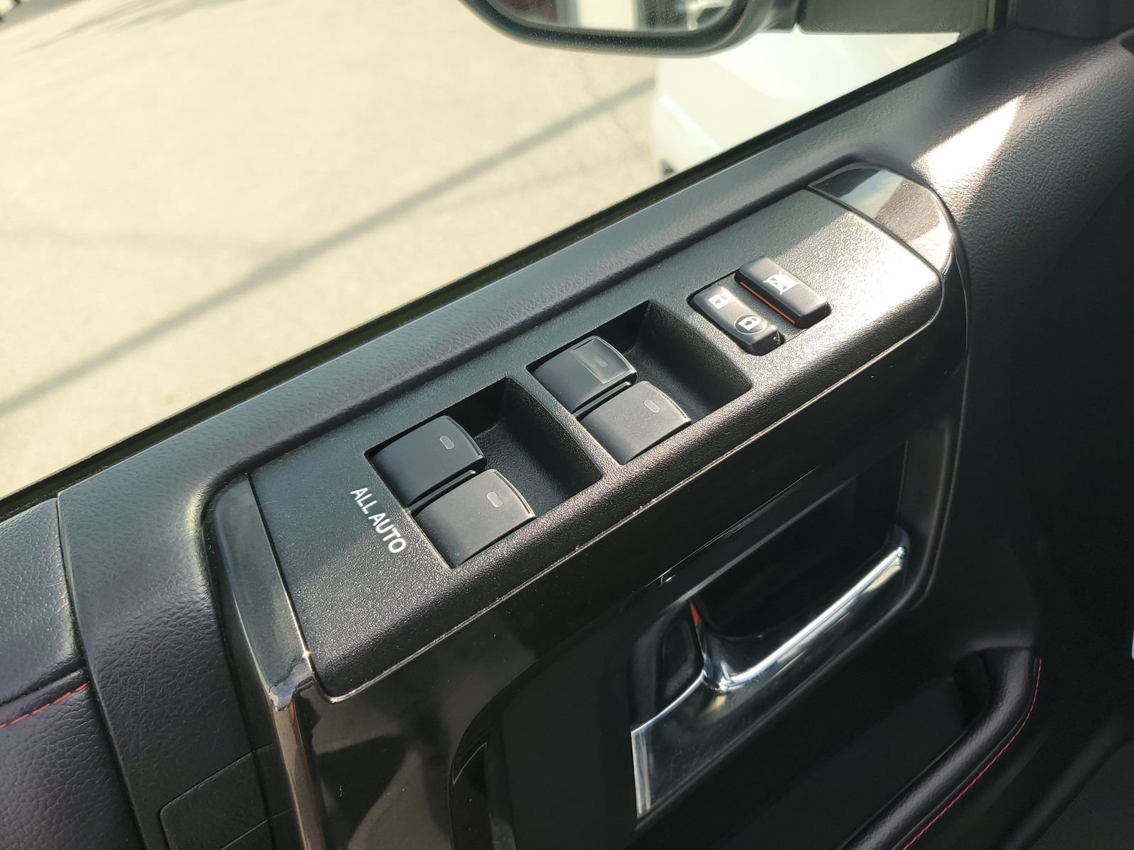 Certified 2020 Toyota 4Runner TRD Off-Road Premium w/ Moonroof Package AWD/4WD image 20