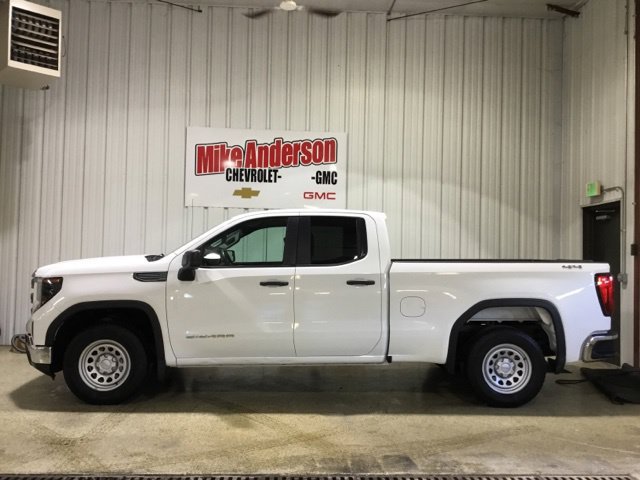 Used 2022 GMC Sierra 1500 Pro w/ Convenience Package AWD/4WD image 2