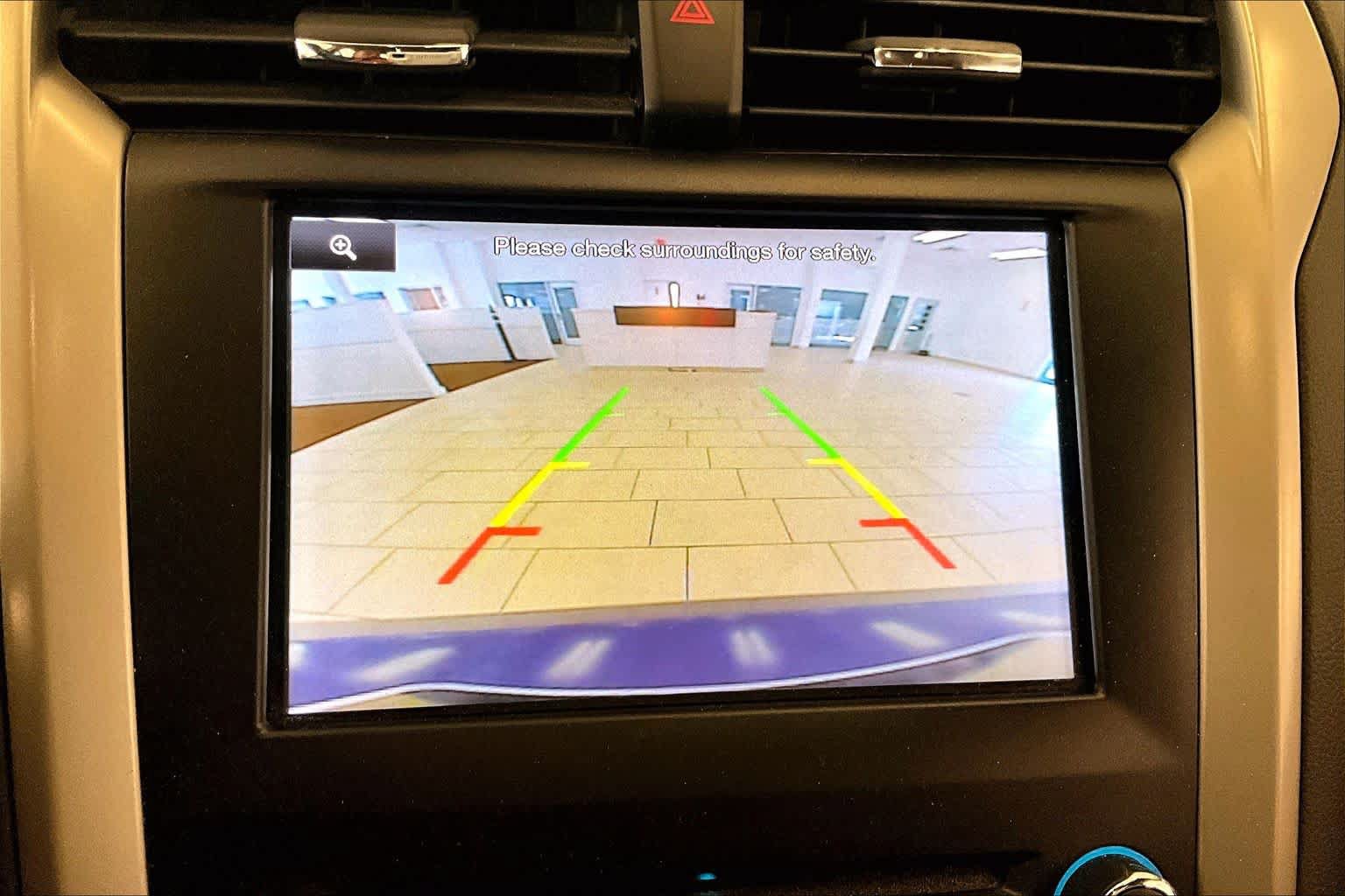 Used 2014 Ford Fusion SE w/ Equipment Group 202A FWD image 24