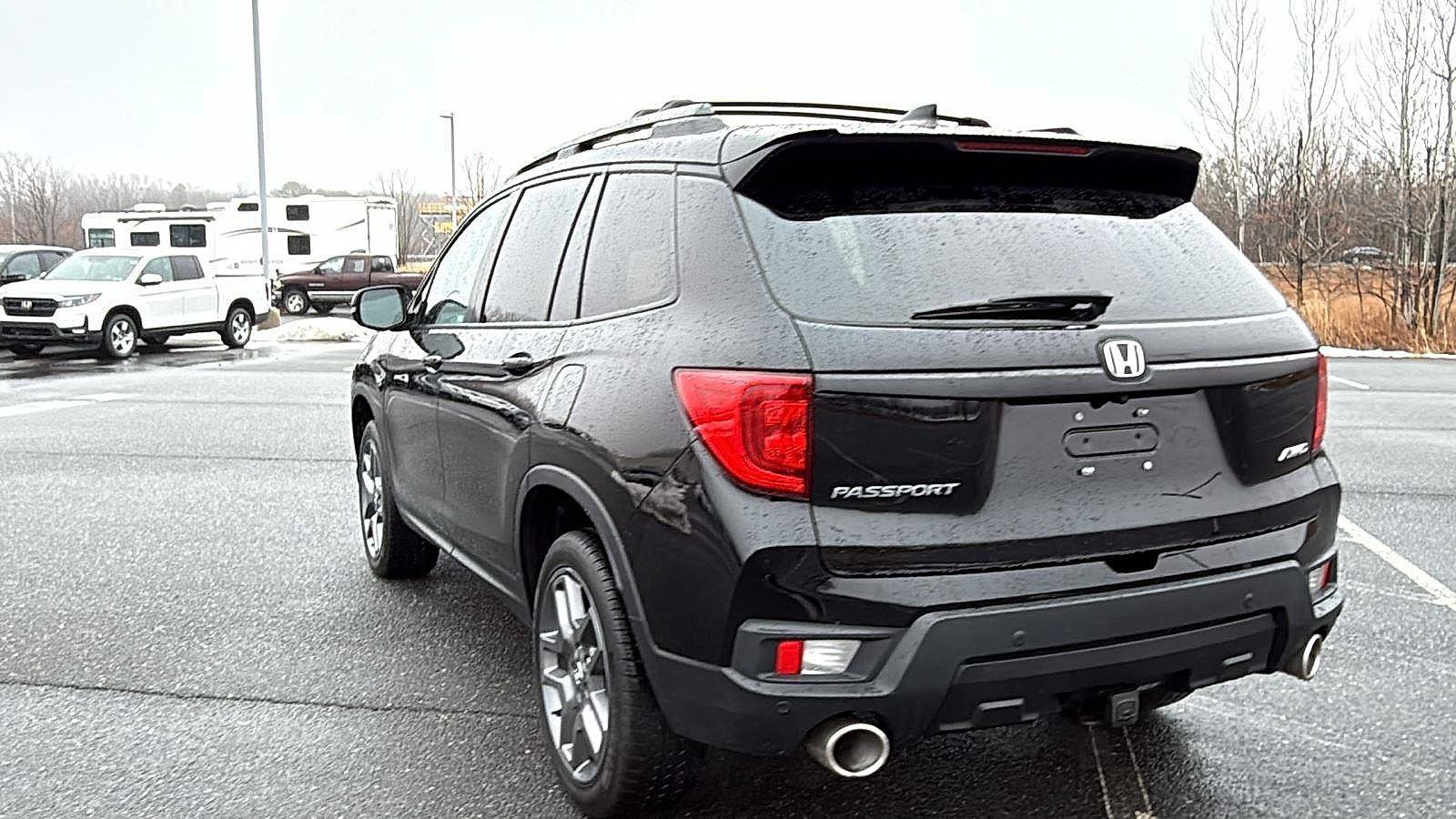 Used 2023 Honda Passport EX-L image 10