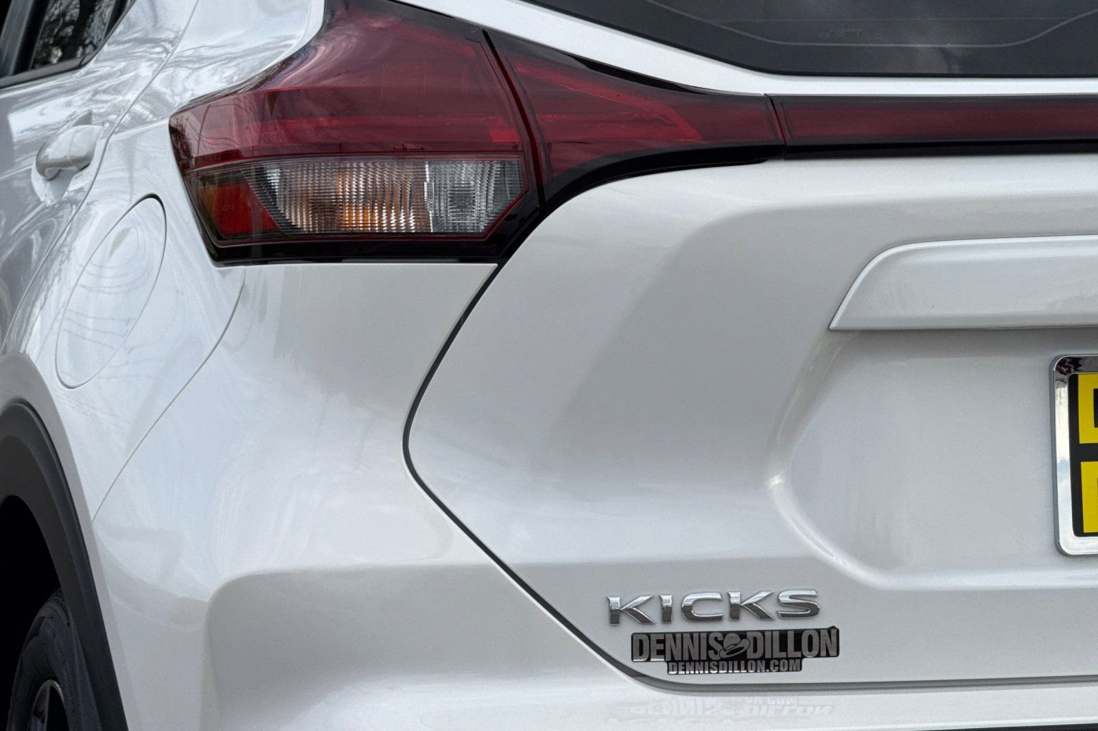 Used 2024 Nissan Kicks SR image 25