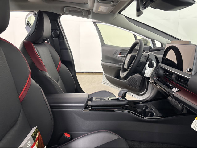 New 2026 Toyota Prius Plug-In Hybrid image 30