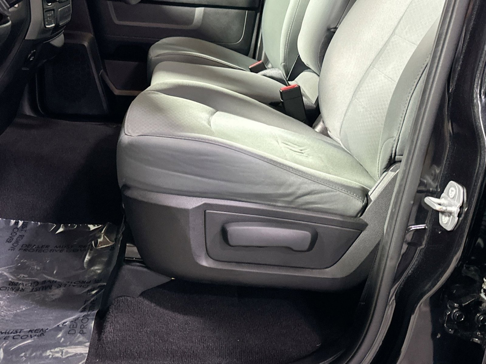 Used 2016 RAM 1500 Express image 14