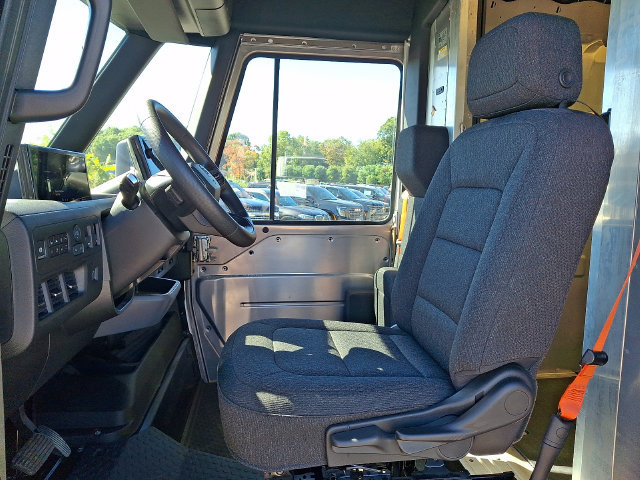 Used 2024 Chevrolet Brightdrop 600 w/ Commercial Equipment Package AWD/4WD image 2