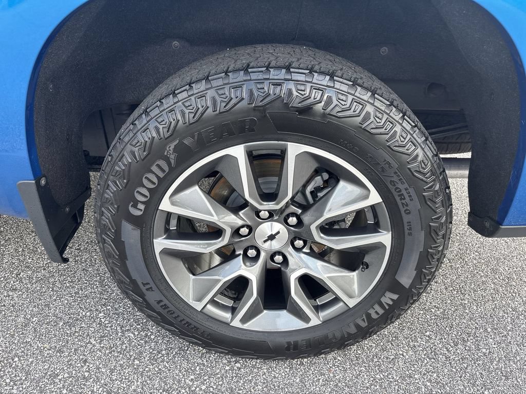Certified 2022 Chevrolet Silverado 1500 RST AWD/4WD image 22
