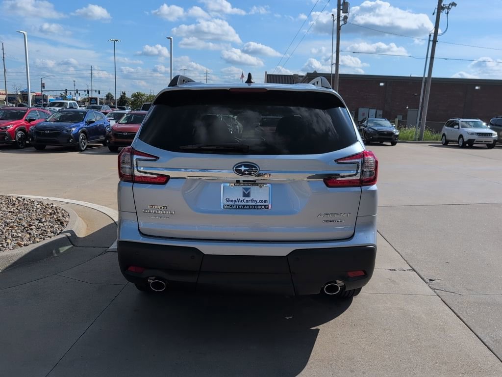 Used 2025 Subaru Ascent Limited image 8