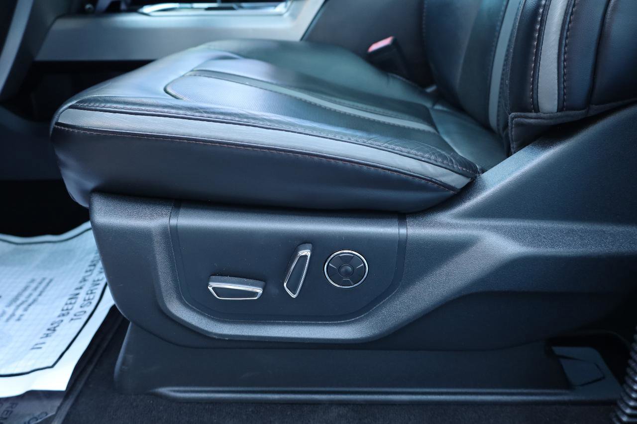 Used 2019 Ford F450 Platinum w/ Platinum Ultimate Package AWD/4WD image 7