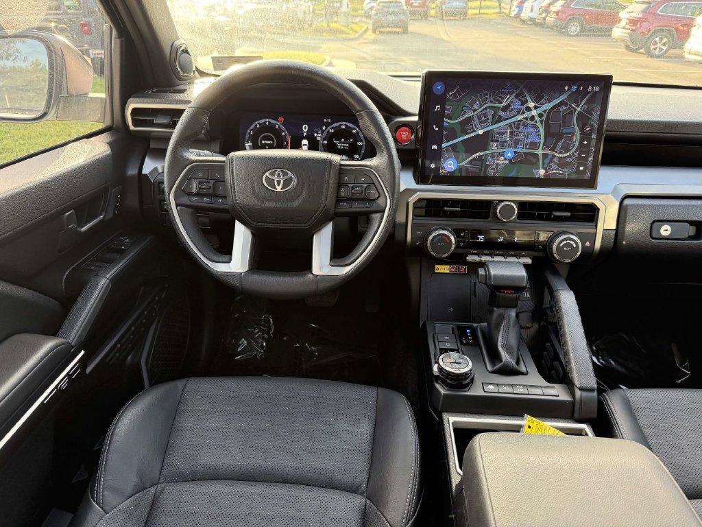 Used 2025 Toyota 4Runner TRD Off-Road Premium w/ Tow Technology Package AWD/4WD image 18