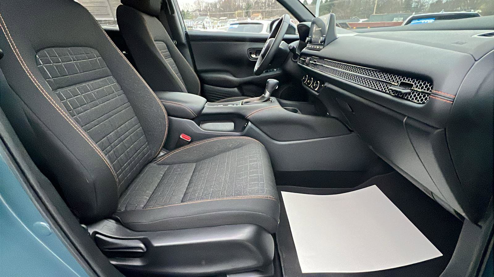 Used 2024 Honda HR-V Sport image 13