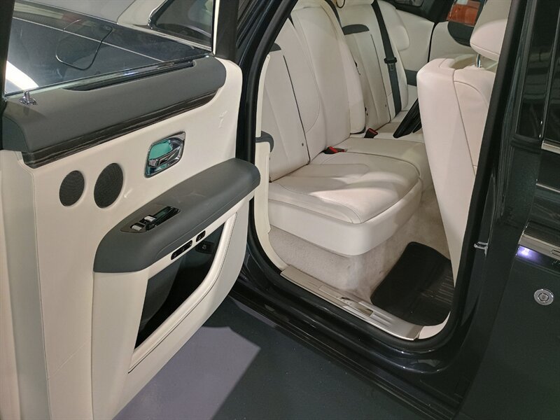Used 2021 Rolls-Royce Ghost AWD/4WD image 49