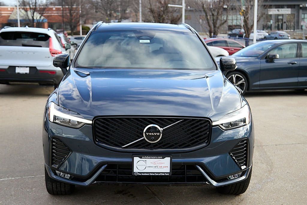 New 2026 Volvo XC60 B5 Plus w/ Protection Package Premier image 5