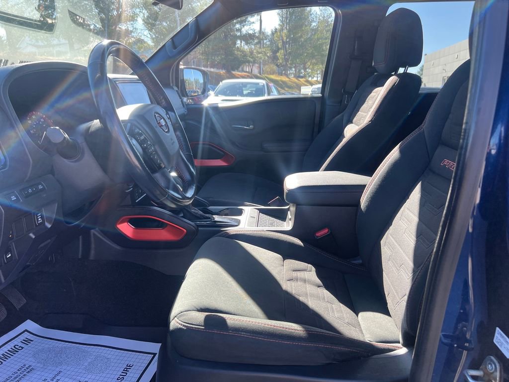 Used 2022 Nissan Frontier PRO-4X image 10