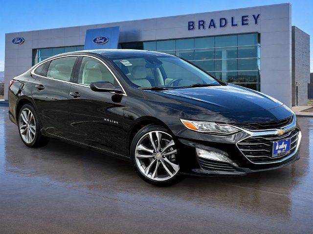 Used 2024 Chevrolet Malibu LT FWD image 1